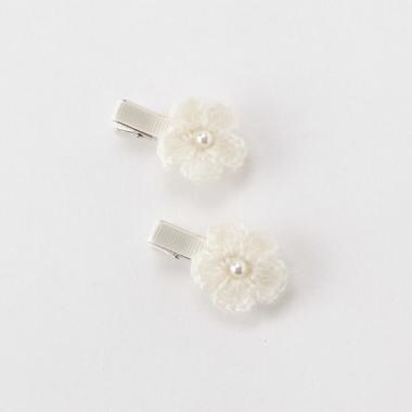 フラワー編みモチーフヘアクリップ
