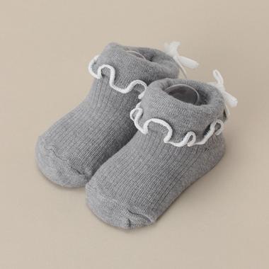 後ろリボンメロウ折り返しカップソックス