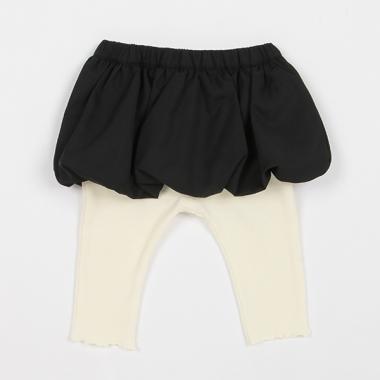 レギンスつきバルーンスカート