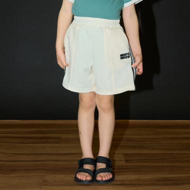 トラックタック4分丈パンツ